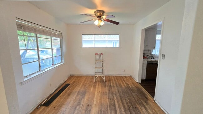 Photo - 1235 W Dayton Ave