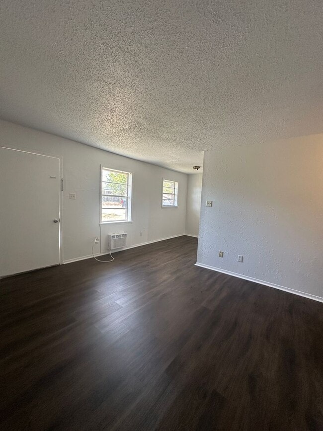 102 Maple Dr Unit A