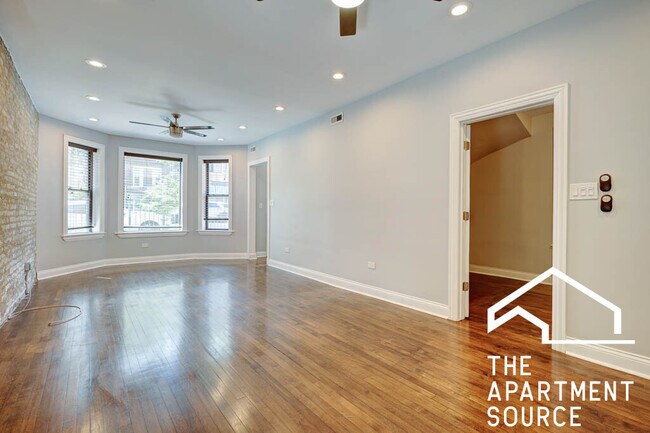 Photo - 2019 N Hoyne Ave Unidad 1F Rental