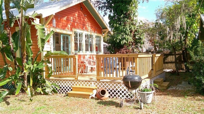 Photo - 303 E Plymouth St