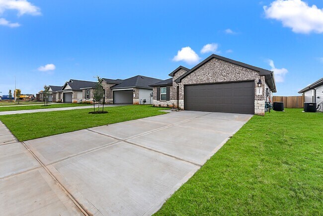 Photo - 3515 Turnpike Dr