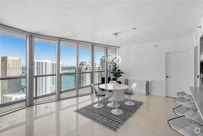 Building Photo - 495 Brickell Ave Rental