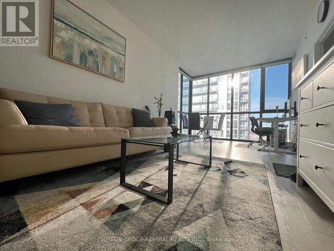 Photo - 2916 Hwy 7 Unit 2709