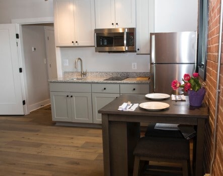 The Merchant Suites at 114 North Loudoun