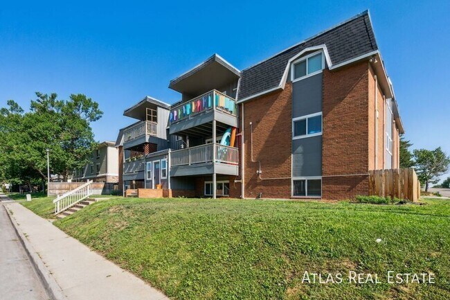 Photo - 1705 30th St Unidad 102
