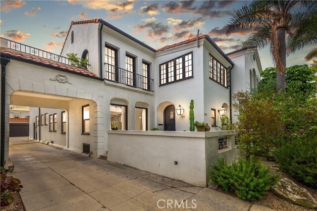 Photo - 156 N Orange Dr