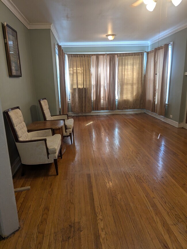 Photo - 1148 N Mayfield Ave Unit Apt. 1