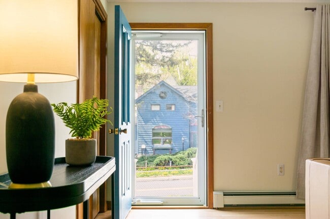 Photo - 108 Spring St