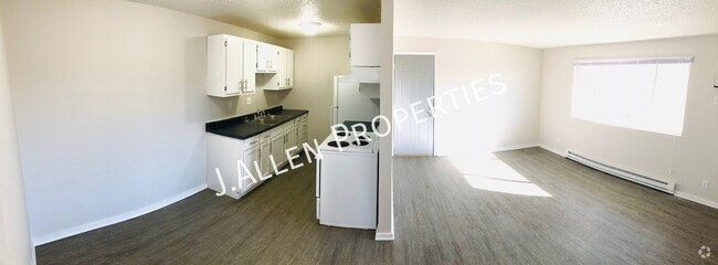 Building Photo - Very Nice Updated, Sunny 2 bed Unit E Rental