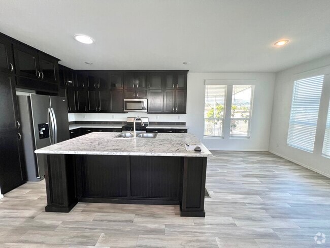 Building Photo - 500 Rancheros Dr Rental