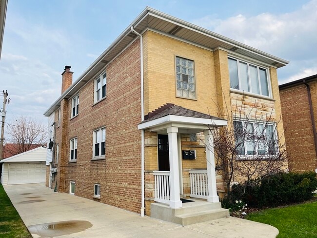 Building Photo - 4532 Nottingham Ave Unit 2