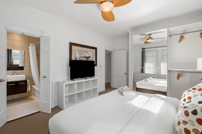 Photo - 44 25th St NW Unit ID1226659P