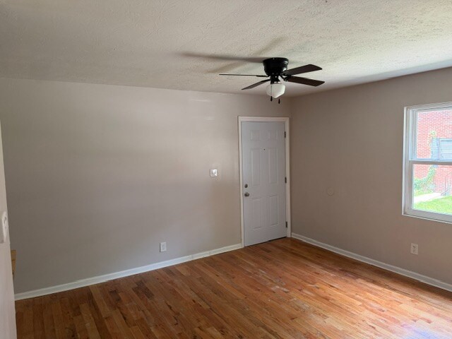Room in Apartment on Oglethorpe Ave SW