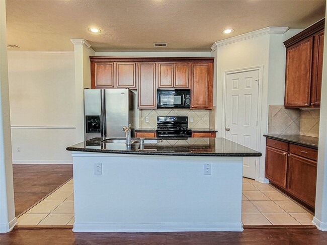 Photo - 3611 Cedar Flats Ln