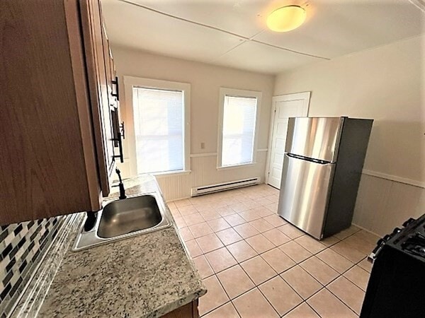 Building Photo - 109 Capen St Unit 3 Rental