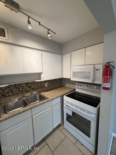 Photo - 3044 Walton St Unidad 4