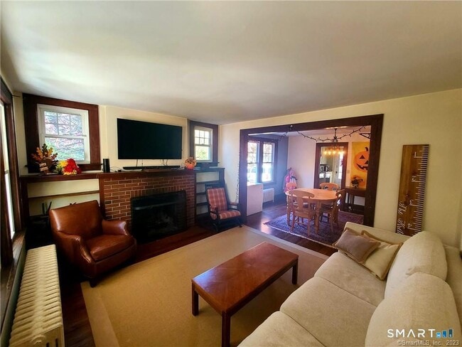 32 Horseshoe Rd