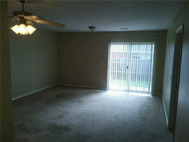 Photo - 334 Graystone Cir