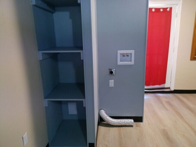 Photo - 1 Bedroom Newly Renovated Apartment Move-In Ready