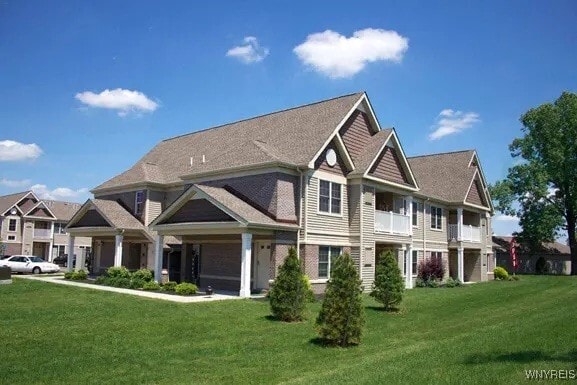 Building Photo - 1013 Deer Lakes Dr Rental