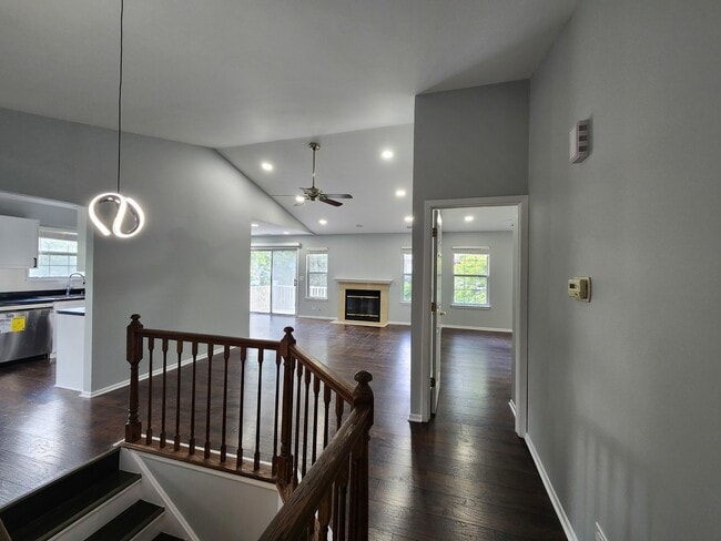 Photo - 1236 Churchill Ct