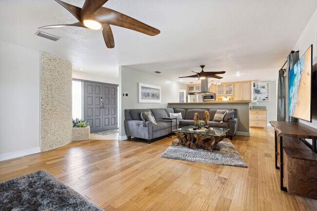 Photo - 12 Fairway Dr Unit ID1381668P