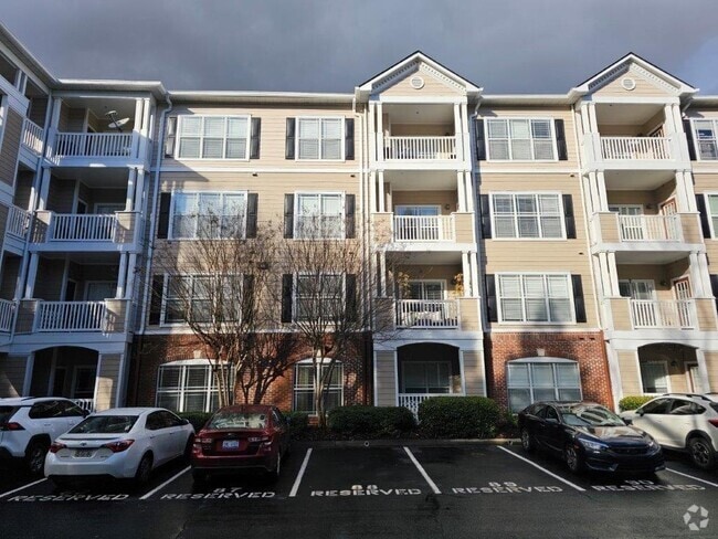 Building Photo - 4333 Dunwoody Pl Unit 2105 Rental