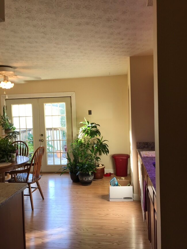 Photo - 100 Grenoble Rd