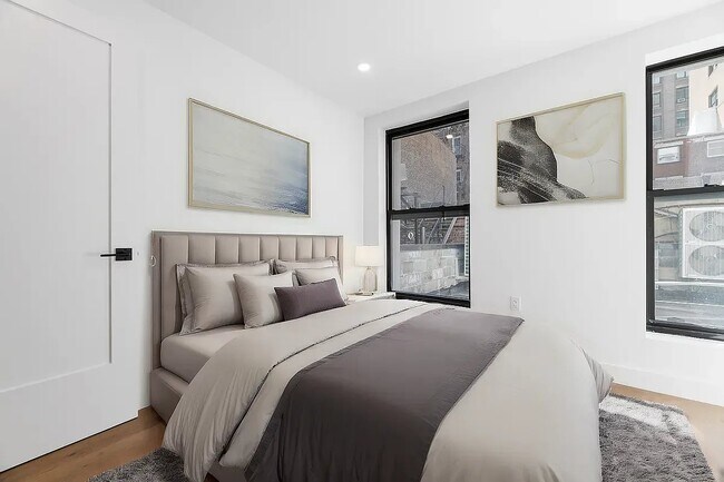 Photo - 20 E 13th St Unit 1