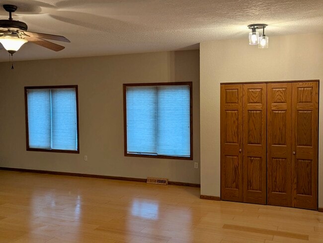 Photo - 2138 N Buffum St