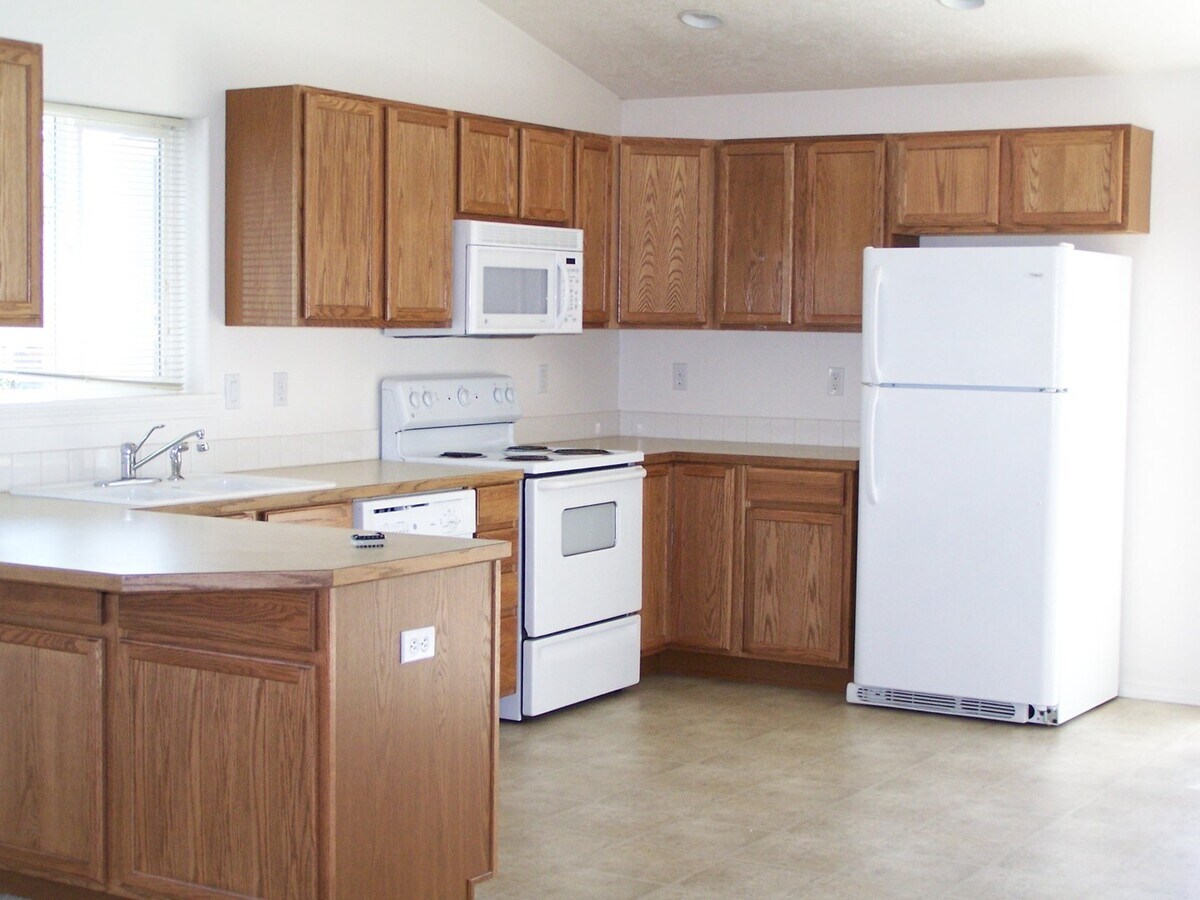 Photo - 88052 Crystal St