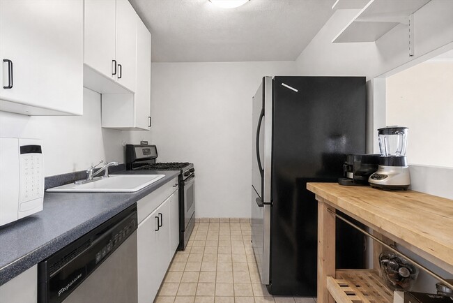 Photo - 8 Whittier Pl Unit 21B