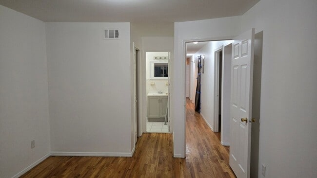 Photo - 155-39 78th St