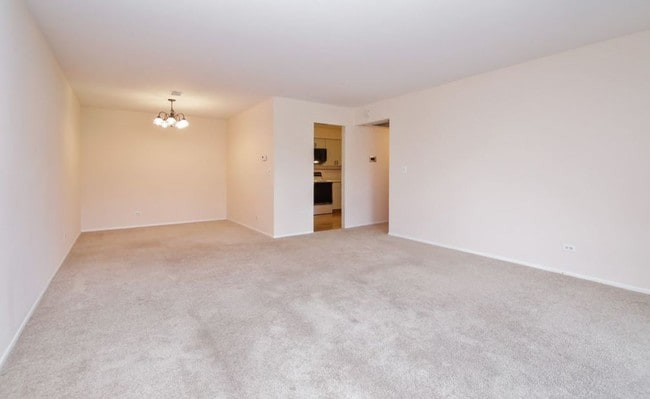Dining Area - 2650 Brookwood Way Dr Unit 103