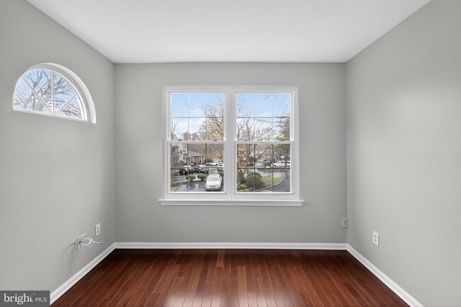 Photo - 8022 Beacon Hill Dr Unidad 11