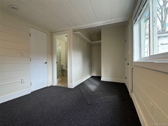 Photo - 47 Tinker St Unit 1