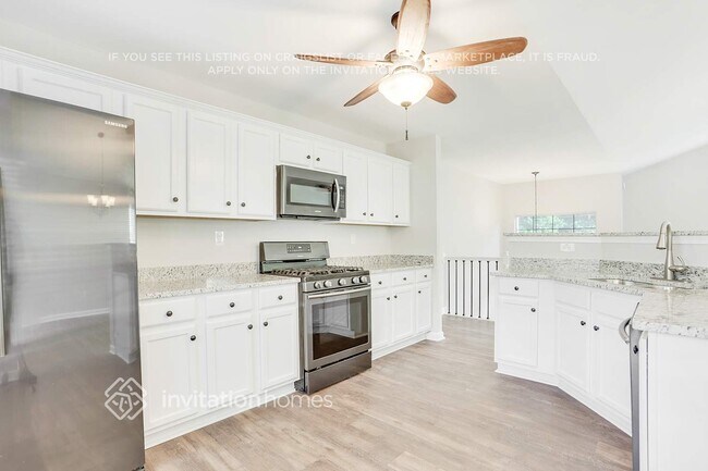 Photo - 132 Ridgefield Dr