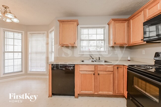 Photo - 164 Highland Cir