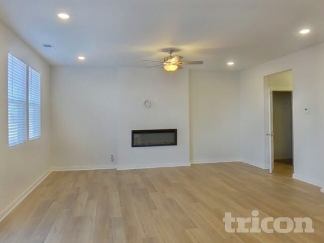 Photo - 604 Mountain Vw Dr