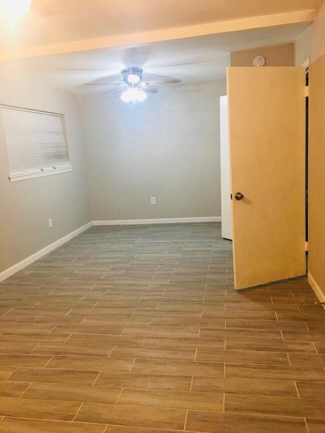 Photo - 513 Cypress Dr