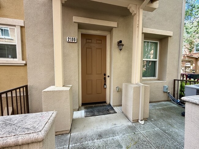 Photo - 2100 Beech Cir