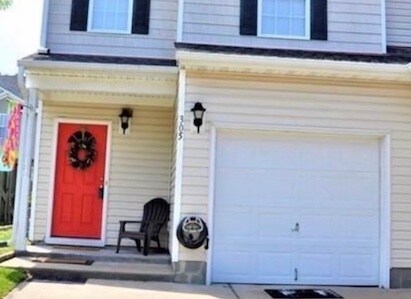 Photo - 305 Garcia Dr House