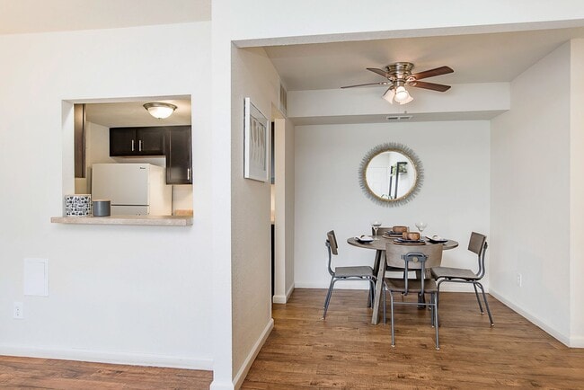 Villa Del Sol Apartments