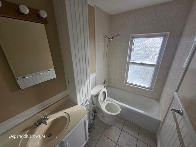 Photo - 234 Nahatan St