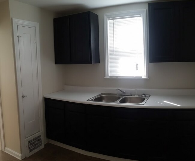 Photo - 5536 Dalewood Ave