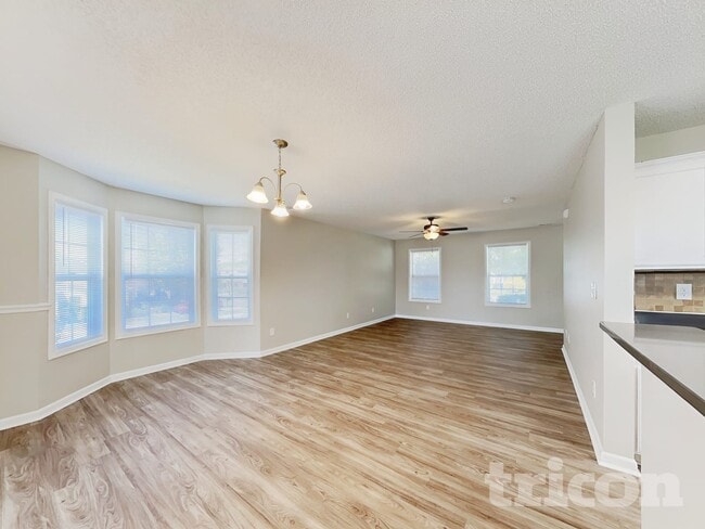 Photo - 2102 Taras Trace Dr