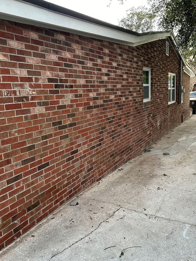 Photo - 4213 Etta St