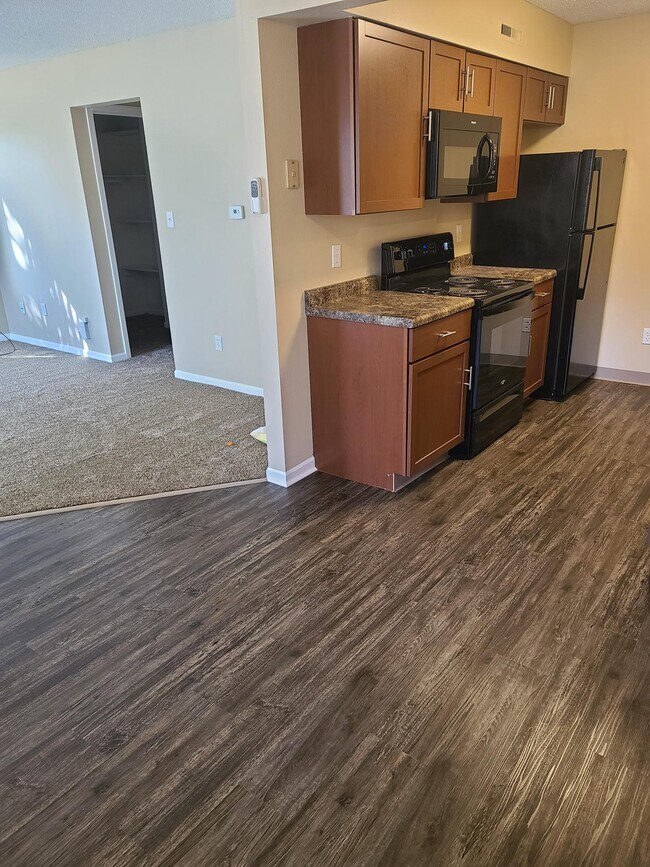 UPGRADED Apartment Kitchen/Dining - Meadow Chase Apartments
