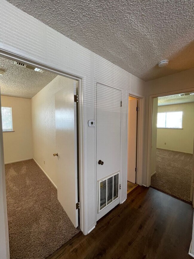 Photo - 1936 K St Unidad 1936 K St