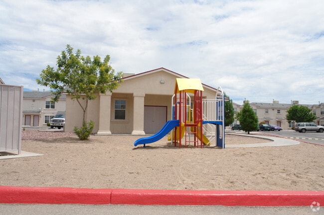 Desert Breeze Apartments